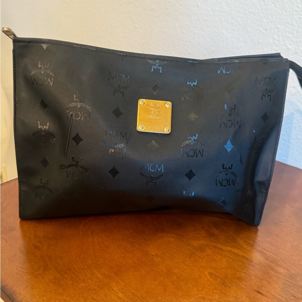 MCM BLACK CANVAS MONOGRAM CLUTCH